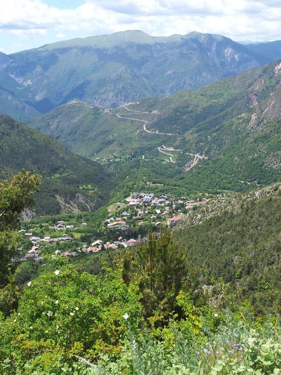 Les Chalets Fleurs de France - KOTA Saint-Dalmas Extérieur photo