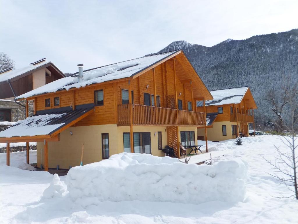 Les Chalets Fleurs de France - KOTA Saint-Dalmas Extérieur photo