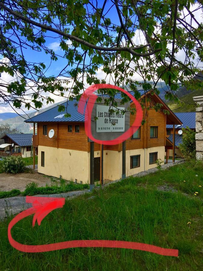 Les Chalets Fleurs de France - KOTA Saint-Dalmas Extérieur photo