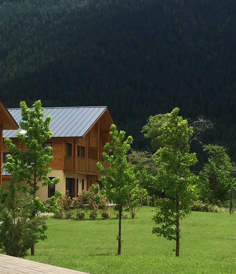 Les Chalets Fleurs de France - KOTA Saint-Dalmas Extérieur photo