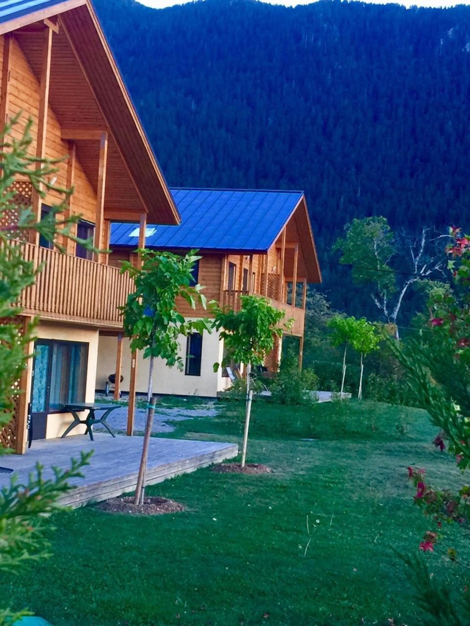 Les Chalets Fleurs de France - KOTA Saint-Dalmas Extérieur photo